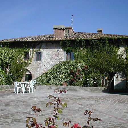 Agriturismo Poggio Ai Grilli غامباسي تيرمي المظهر الخارجي الصورة