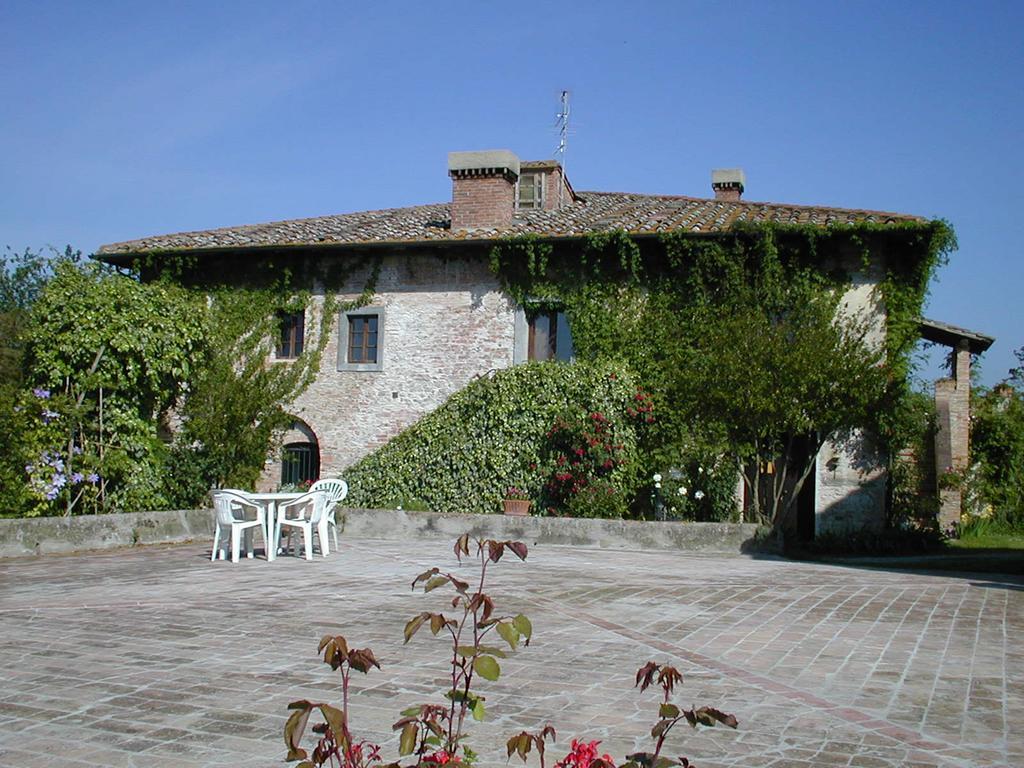 Agriturismo Poggio Ai Grilli غامباسي تيرمي المظهر الخارجي الصورة